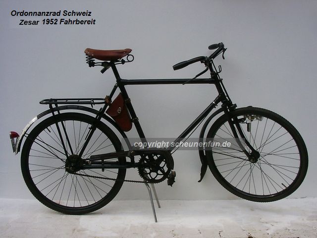 schweizer-militaer-fahrrad-zesar1952