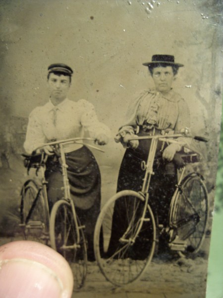 Foto Sicherheits Niederr�der auf Metallplatte aus 1890