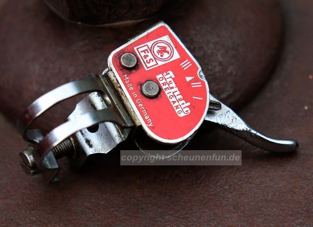 mod515-frueher-roter-3gang-klick-schalter